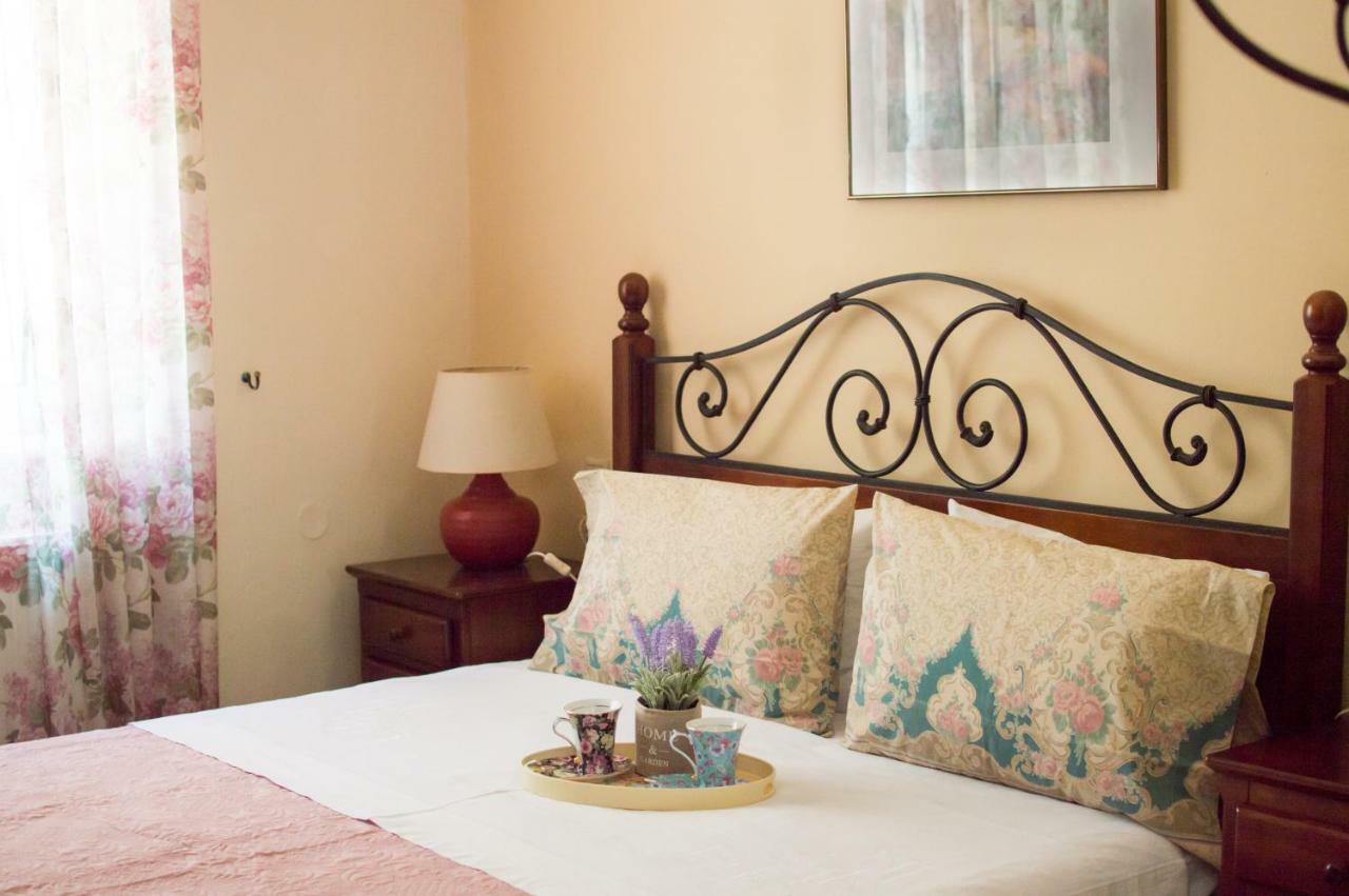 Elizabeth'S Place Heraklion  Екстер'єр фото
